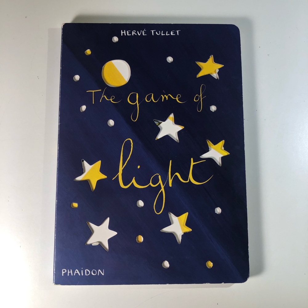 The game of light